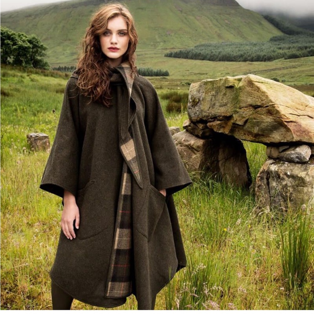 Jimmy Hourihan Hooded cape Irish Ireland